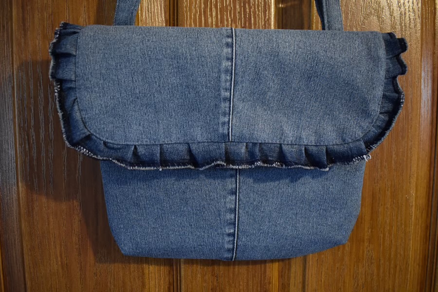 Jeans to a bag!